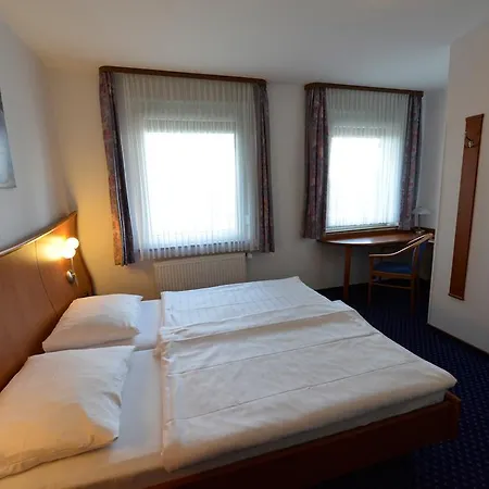 Hotel Trollinger Hof Bad Oeynhausen Exterior foto